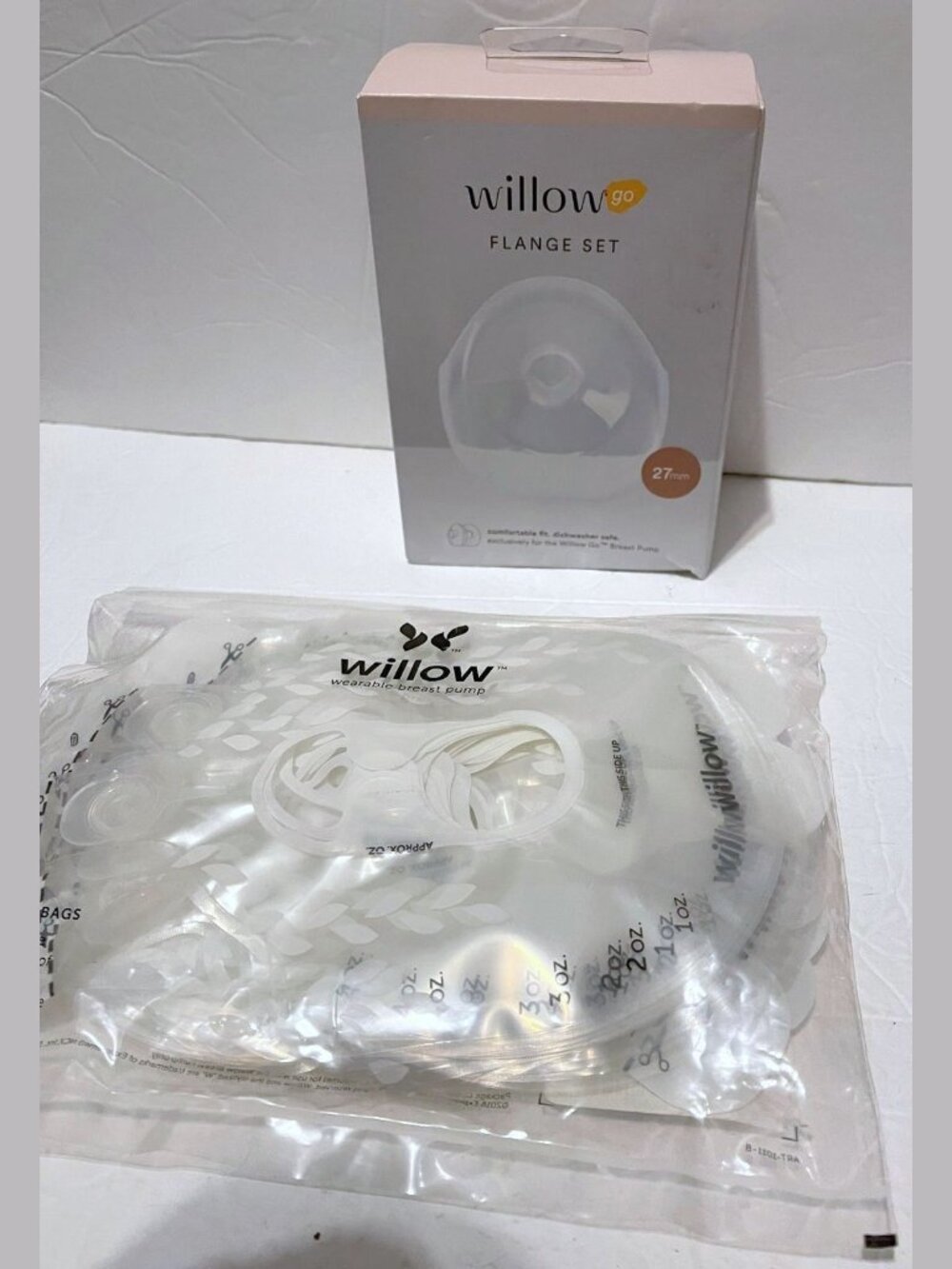 24 Willow Breast Milk Bags 4oz Sealed + Willow Go Breast Pump Flange Set 27mm